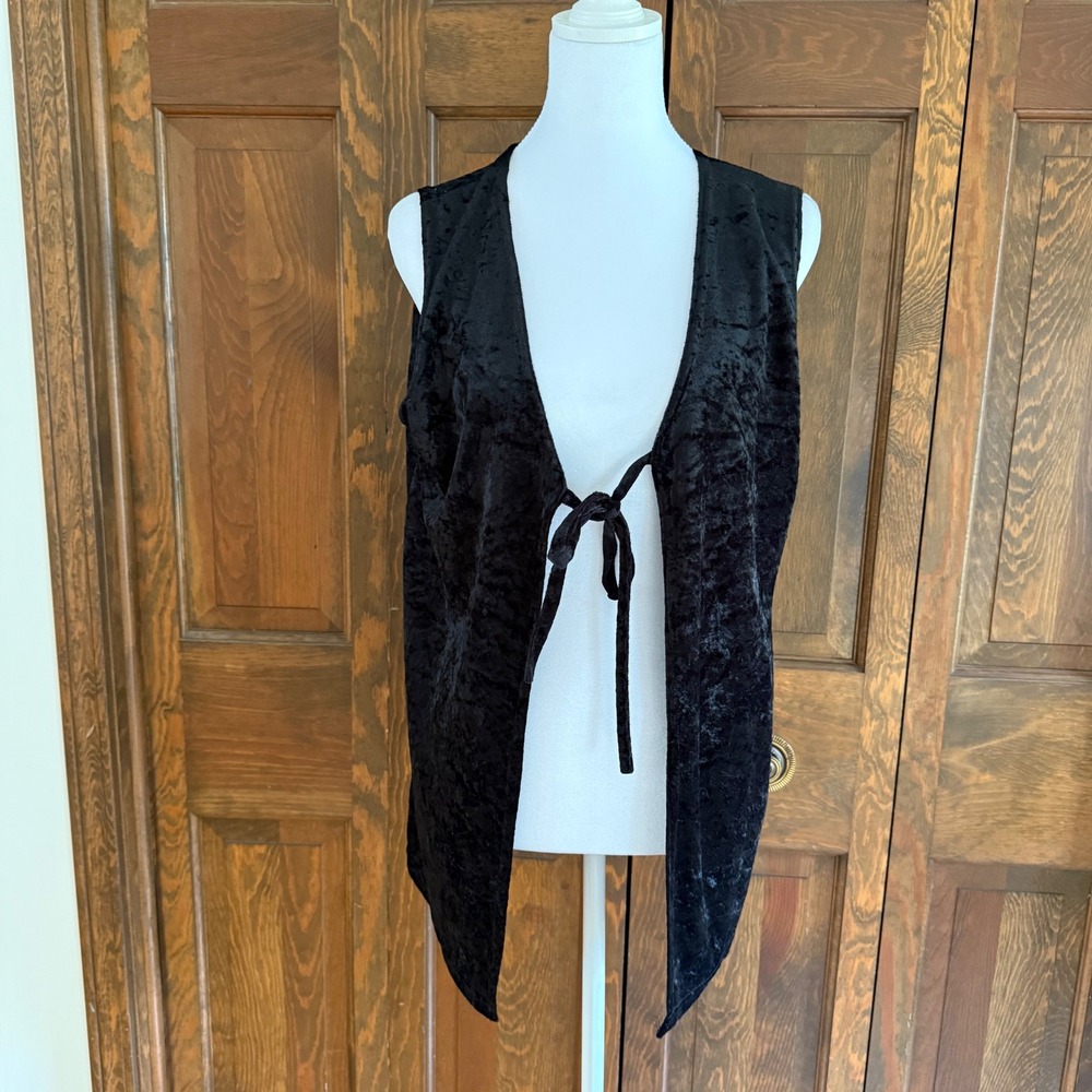 Vintage 90s Y2K Crushed Black Velvet Tie Front Vest Med Witchy Whimsigoth Joule